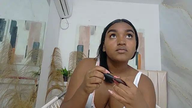 Snapshot of kayna_gomez chatting on 04-19-26, 05:36 kayna gomez online show from 04-19-26, 05:36