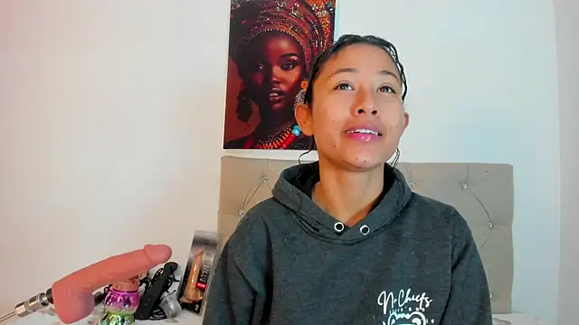 Milkdulce1 online show from 03-16-25, 02:43