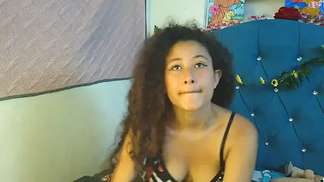 Milkdulce1 online show from 04-21-26, 01:39