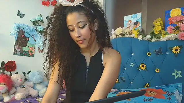 Snapshot of Milkdulce1 chatting on 07-01-26, 01:33 Milkdulce1 online show from 07-01-26, 01:33
