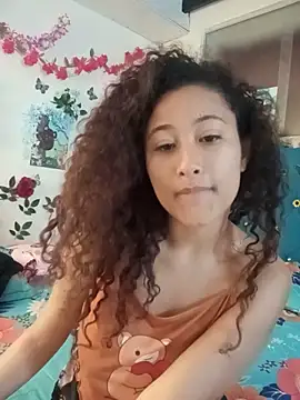 Snapshot of Milkdulce1 chatting on 06-15-26, 02:50 Milkdulce1 online show from 06-15-26, 02:50