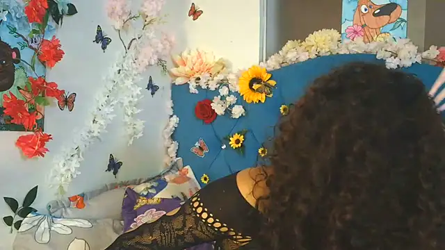 Snapshot of Milkdulce1 chatting on 06-09-26, 01:34 Milkdulce1 online show from 06-09-26, 01:34
