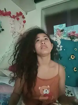 Milkdulce1 online show from 05-15-26, 02:26