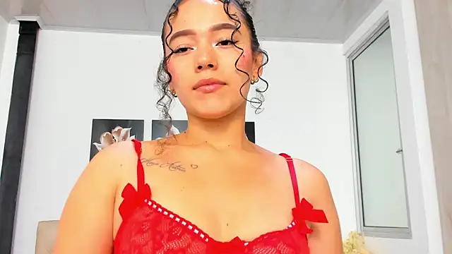 Snapshot of amaranta_f00x chatting on 06-03-26, 12:39 amaranta f00x online show from 06-03-26, 12:39