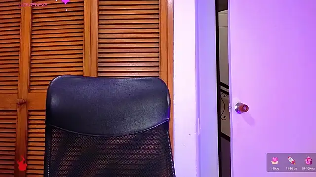 Dylanstonne online show from 11-25-25, 08:42