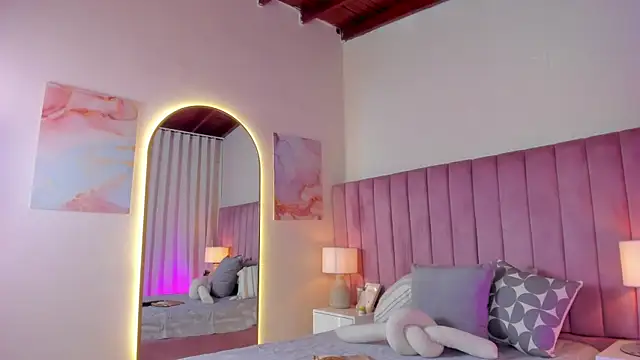 Aleja arango1 online show from 11-10-25, 08:58