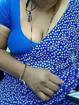 Snapshot of Sexy-Telugunayana2 chatting on 04-16-26, 11:29 Sexy-Telugunayana2 online show from 04-16-26, 11:29