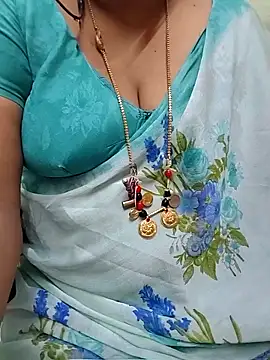 Snapshot of Sexy-Telugunayana2 chatting on 05-15-26, 08:01 Sexy-Telugunayana2 online show from 05-15-26, 08:01