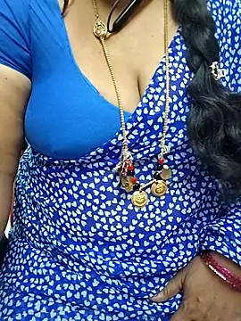 Snapshot of Sexy-Telugunayana2 chatting on 05-18-26, 06:56 Sexy-Telugunayana2 online show from 05-18-26, 06:56