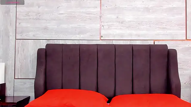 Snapshot of lindsayhoffman18 chatting on 02-21-25, 07:10 lindsayhoffman18 online show from 02-21-25, 07:10