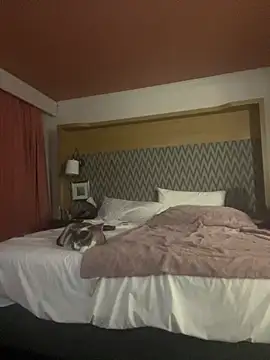 UrFavorite304 online show from 12-21-24, 04:19