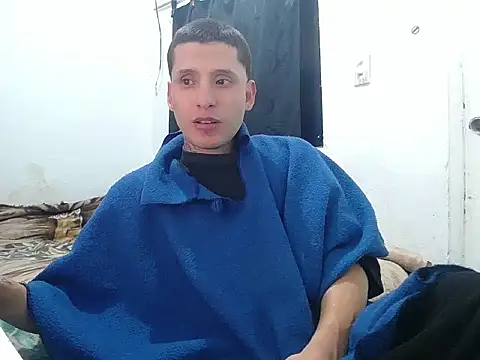 esjrobles online show from 10-08-25, 03:02