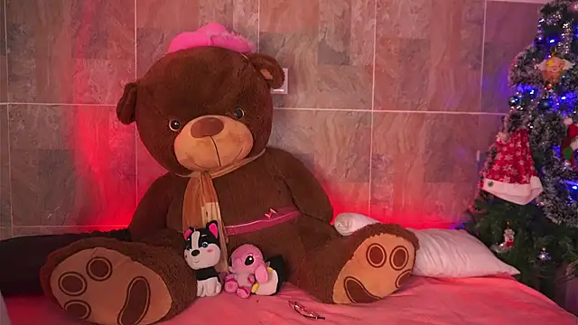 LeagueOfLovers online show from 12-23-24, 12:03