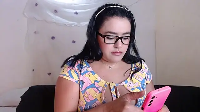 maraa lee online show from 04-22-26, 09:43