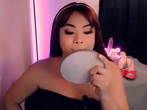 Nathalie Heartxoxo69 online show from 03-25-26, 03:33