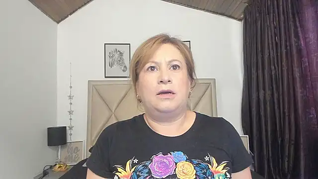 Snapshot of MonyCassius chatting on 02-03-26, 12:21 MonyCassius online show from 02-03-26, 12:21