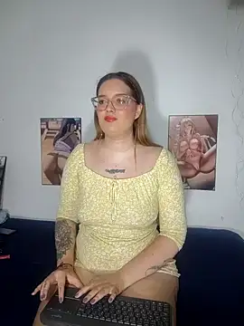 kendallclarkk03 online show from 02-26-26, 12:10