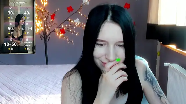 KarolinaBlacks online show from 04-12-26, 05:33