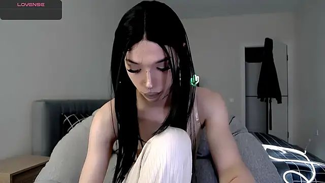 Snapshot of Dasha_M chatting on 10-15-25, 10:23 Dasha M online show from 10-15-25, 10:23