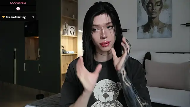 Snapshot of Dasha_M chatting on 06-21-26, 10:21 Dasha M online show from 06-21-26, 10:21