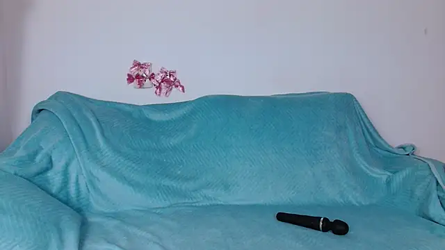 Snapshot of bellaa_love_ chatting on 02-12-26, 12:21 bellaa love online show from 02-12-26, 12:21