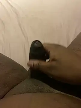 Snapshot of Sexiiiiii97_ chatting on 12-17-24, 08:12 Sexiiiiii97 online show from 12-17-24, 08:12