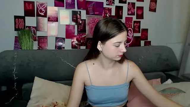 MilanaRoza online show from 10-12-25, 04:58