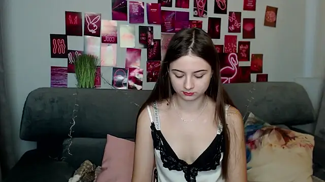 MilanaRoza online show from 09-21-25, 05:12