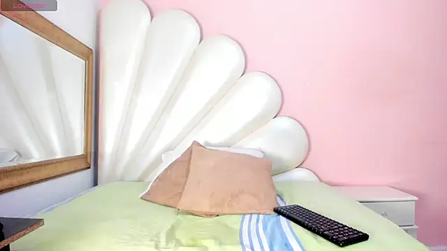 Ally Parkeer  online show from 02-27-25, 05:37