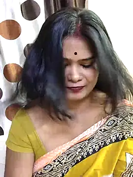 Snapshot of yoursweety09 chatting on 09-14-25, 12:33 yoursweety09 online show from 09-14-25, 12:33