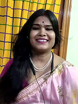 Snapshot of yoursweety09 chatting on 09-25-25, 04:57 yoursweety09 online show from 09-25-25, 04:57