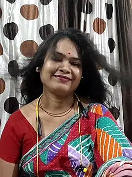 yoursweety09 online show from 05-18-26, 11:53