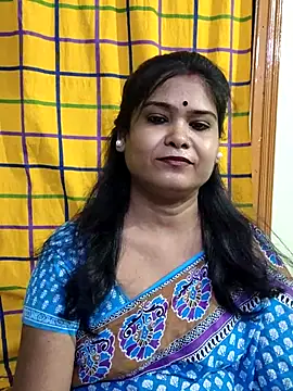 Snapshot of yoursweety09 chatting on 10-02-25, 05:38 yoursweety09 online show from 10-02-25, 05:38