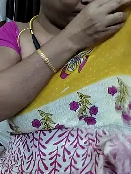 Snapshot of yoursweety09 chatting on 07-14-26, 02:05 yoursweety09 online show from 07-14-26, 02:05