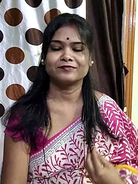 Snapshot of yoursweety09 chatting on 10-07-25, 12:11 yoursweety09 online show from 10-07-25, 12:11