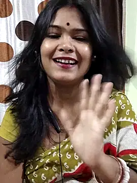 Snapshot of yoursweety09 chatting on 10-18-25, 12:12 yoursweety09 online show from 10-18-25, 12:12