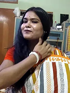 Snapshot of yoursweety09 chatting on 09-27-25, 02:01 yoursweety09 online show from 09-27-25, 02:01
