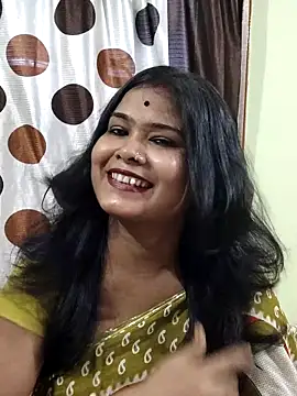 Snapshot of yoursweety09 chatting on 10-11-25, 08:59 yoursweety09 online show from 10-11-25, 08:59