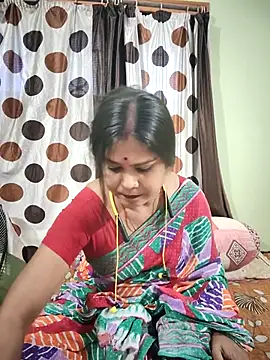 yoursweety09 online show from 04-30-26, 07:48