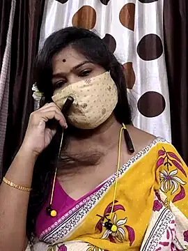 Snapshot of yoursweety09 chatting on 07-13-26, 08:02 yoursweety09 online show from 07-13-26, 08:02