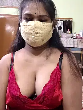 Snapshot of yoursweety09 chatting on 06-20-26, 02:11 yoursweety09 online show from 06-20-26, 02:11