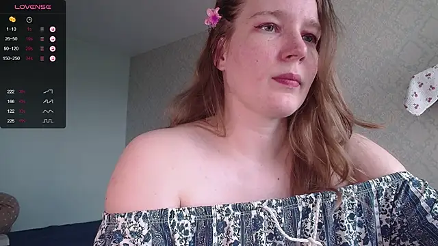 Snapshot of Ambrosia_nectar chatting on 06-19-26, 10:43 Ambrosia nectar online show from 06-19-26, 10:43