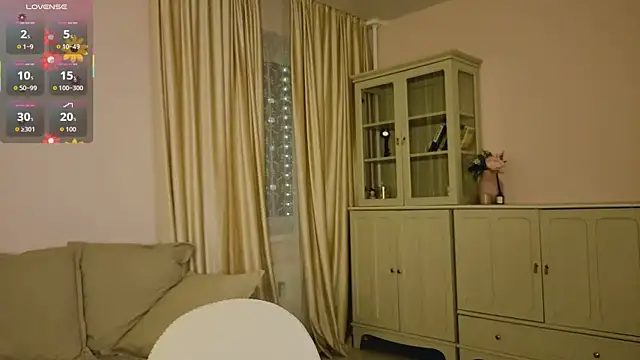 Alisia Mars online show from 11-29-25, 05:18