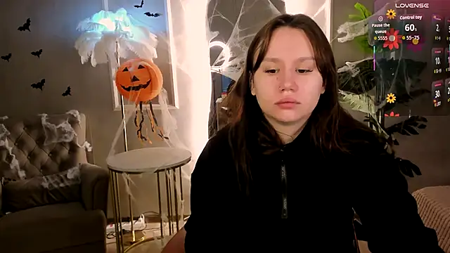 Alisia Mars online show from 10-19-25, 05:21