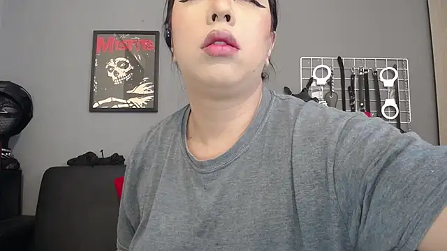 Snapshot of Carla_Phoenix chatting on 07-15-26, 02:02 Carla Phoenix online show from 07-15-26, 02:02
