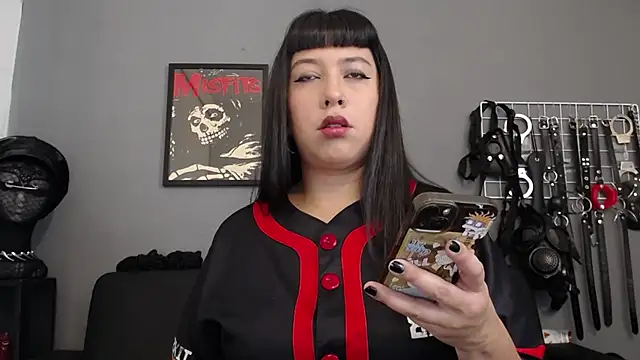 Snapshot of Carla_Phoenix chatting on 06-21-26, 03:40 Carla Phoenix online show from 06-21-26, 03:40