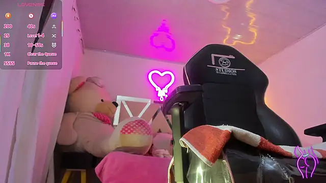 Laylafoxy tay online show from 01-15-26, 03:21