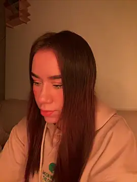 Im Valen Cute online show from 05-17-26, 01:49