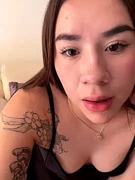 Im Valen Cute online show from 10-29-25, 05:34