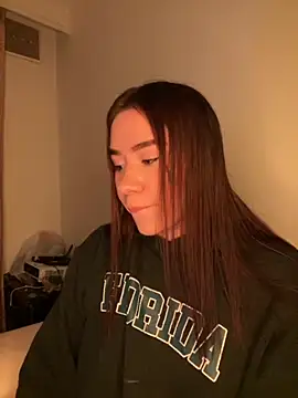 Im Valen Cute online show from 11-09-25, 01:42